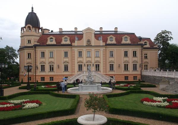 Szapáry Castle Sorokpolány